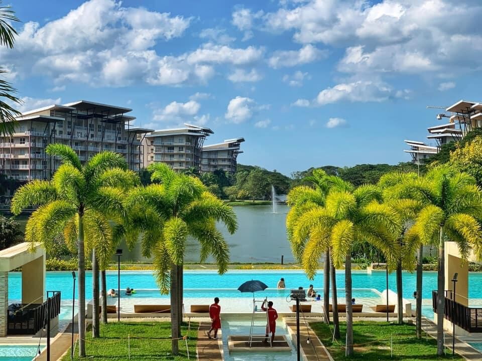 Carola at Pico de Loro