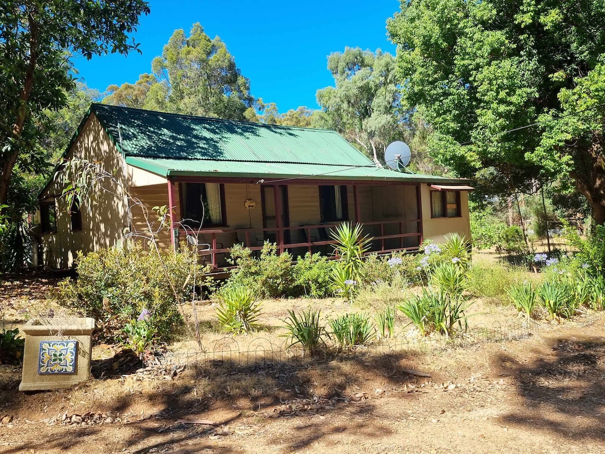 Dwellingup Blue Wren Cottage