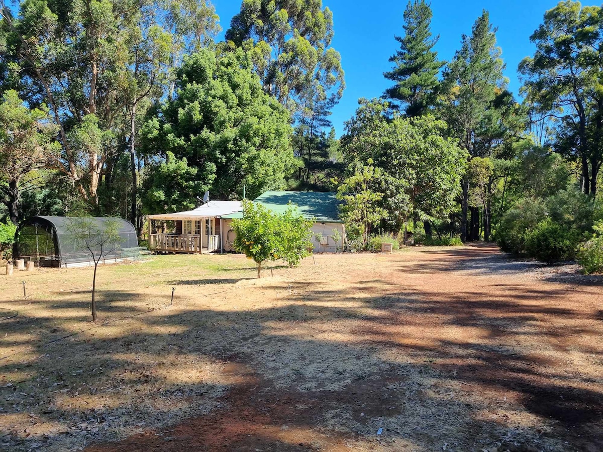 Dwellingup Blue Wren Cottage