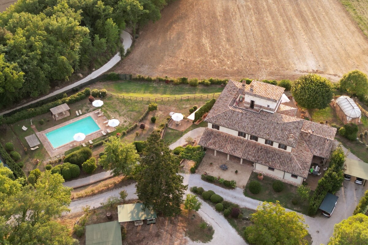 Wonderful Villa in Umbria, just an hour from Rome