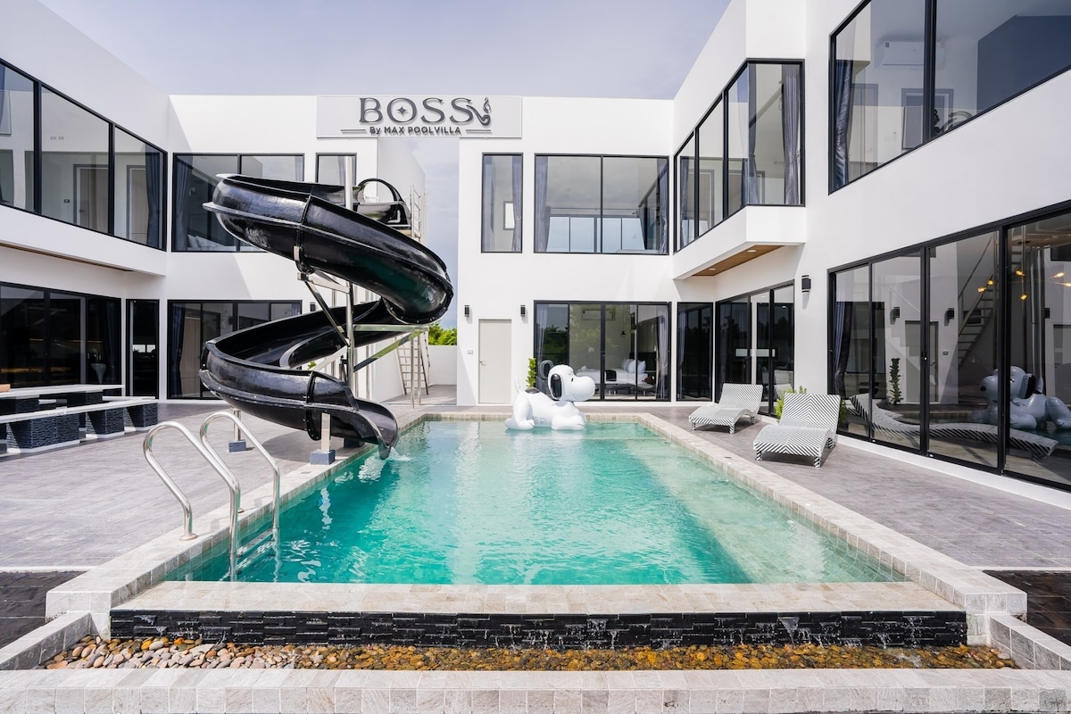 Boss Pool Villa