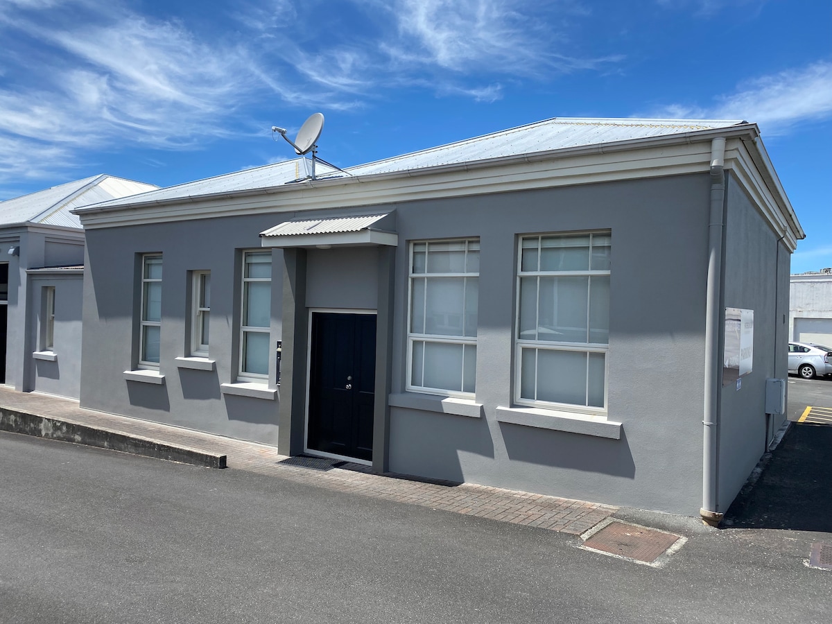 Heritage Apartment in CBD