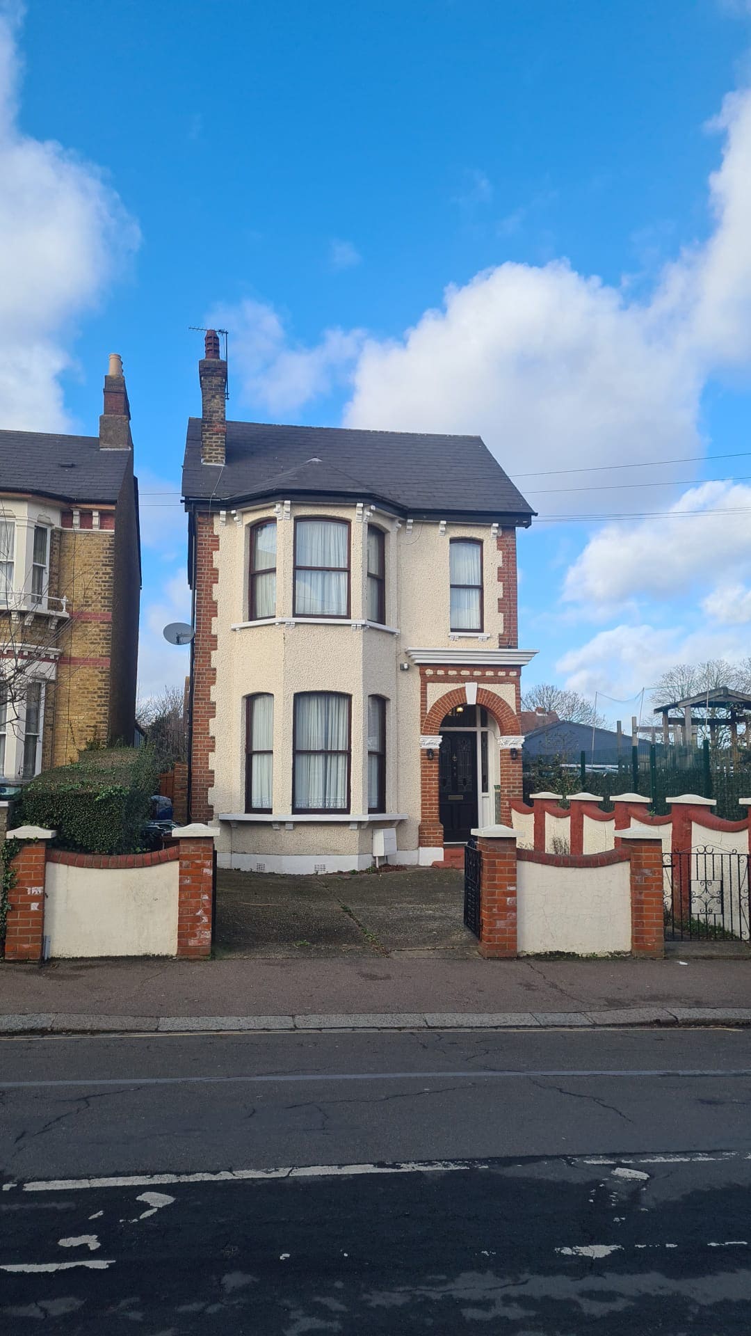 London Leytonstone Cosy 3 bed 1.5 bath home