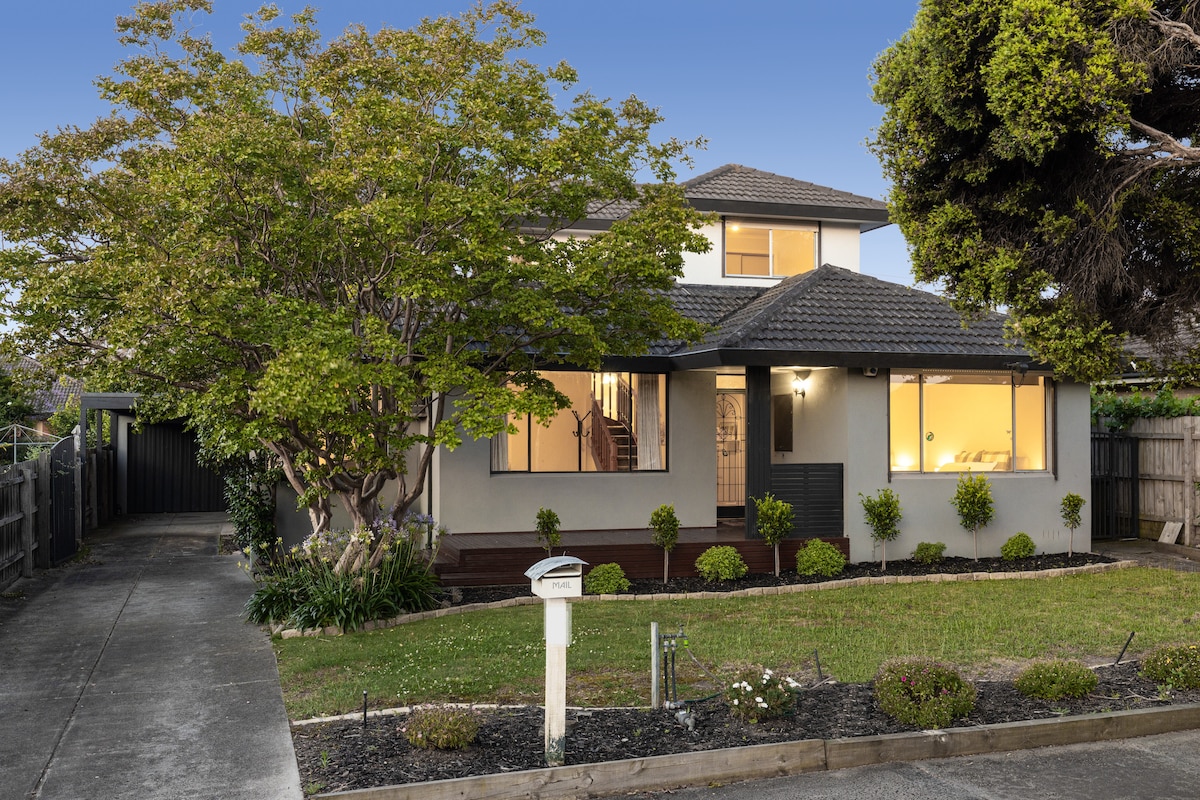 Glen Waverley - House that you call HOME