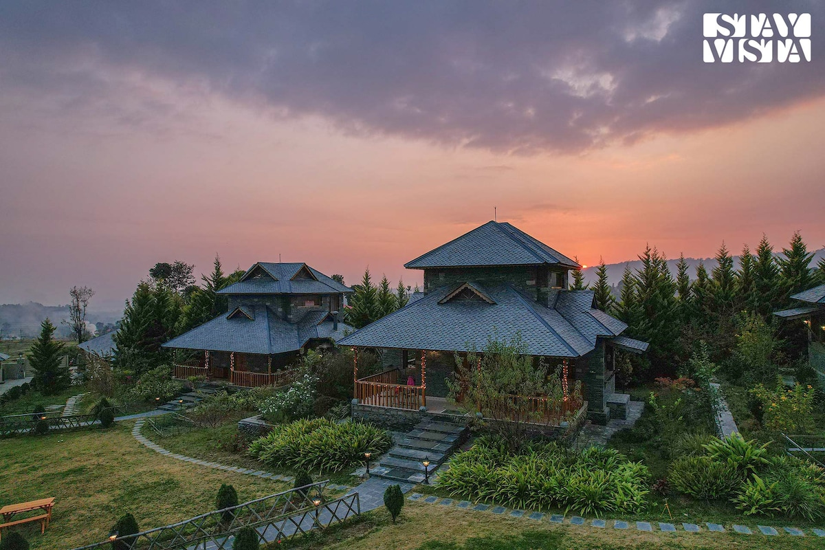 StayVista at Majestic Cottage @ Wandering Hills