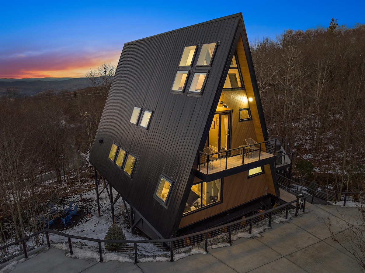 A-Frame at the slope, Beech Mountain Resort