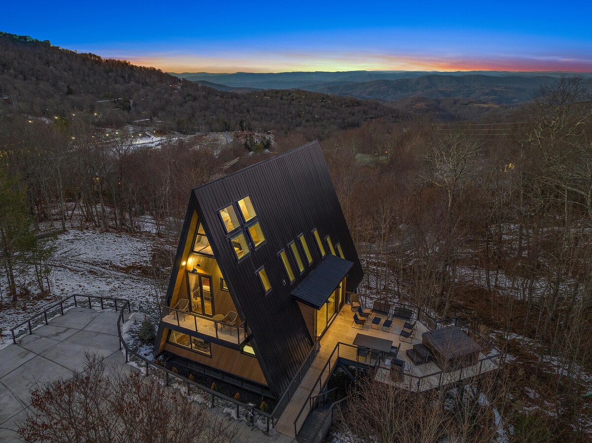 A-Frame at the slope, Beech Mountain Resort