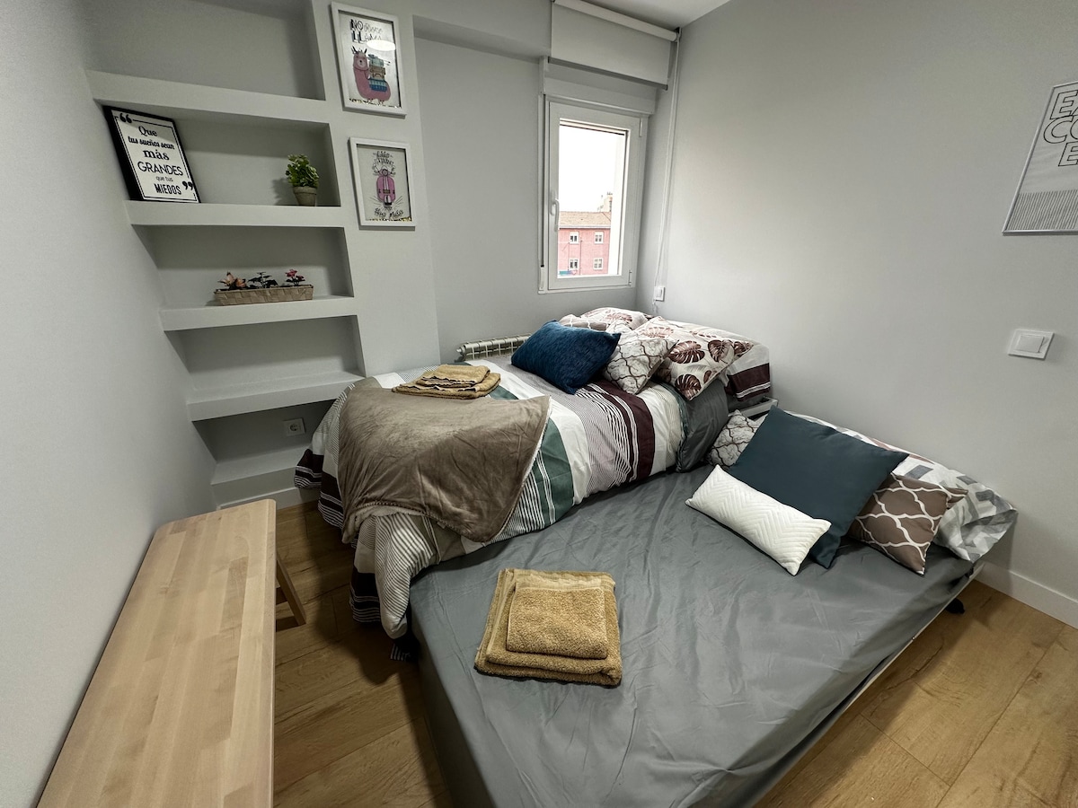 Cozy bedroom in Madrid