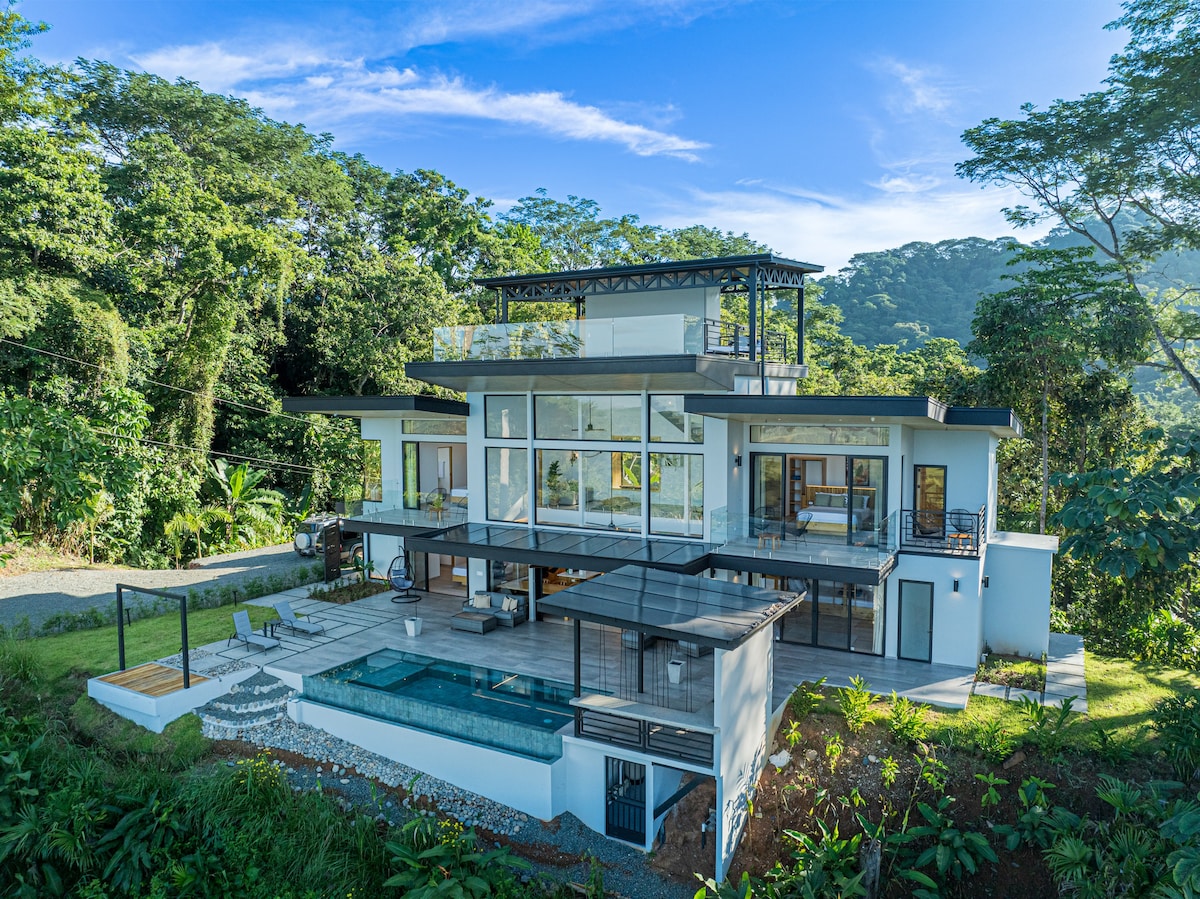 Luxury Villa Elegante - Ocean View 4 Bedroom House