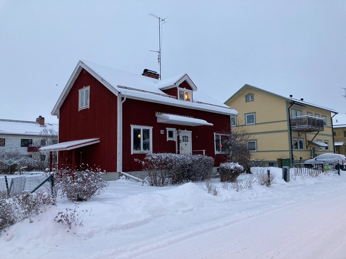 Villa i Falun (Daglösleret) Gångavstånd t centrum