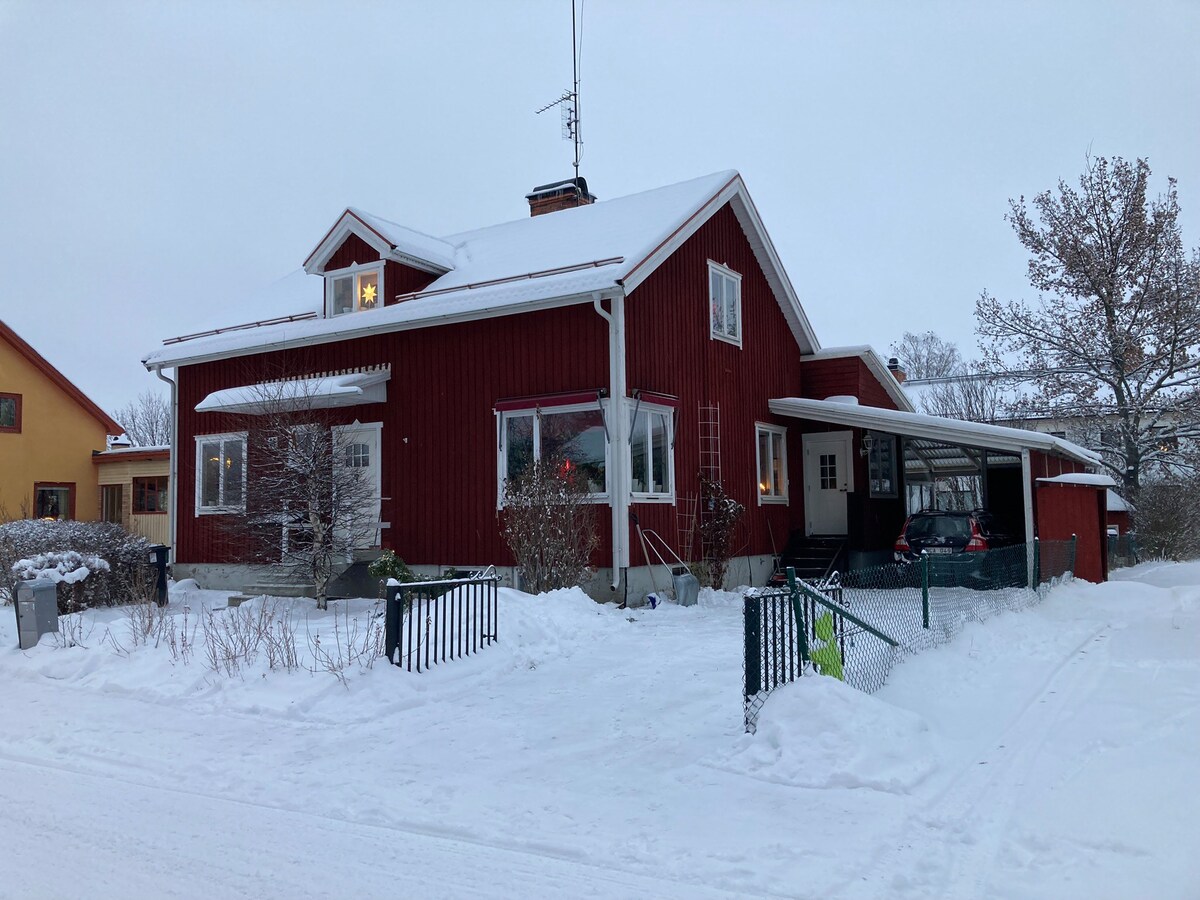 Villa i Falun (Daglösleret) Gångavstånd t centrum