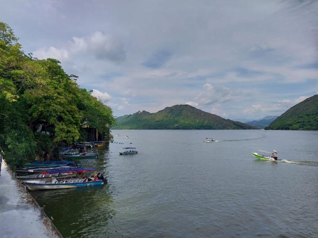 Apto de verano represa de prado