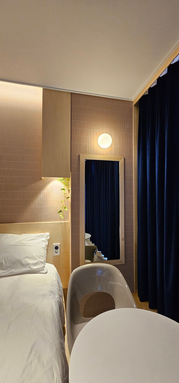Myeongdong hithere city Deluxe double room