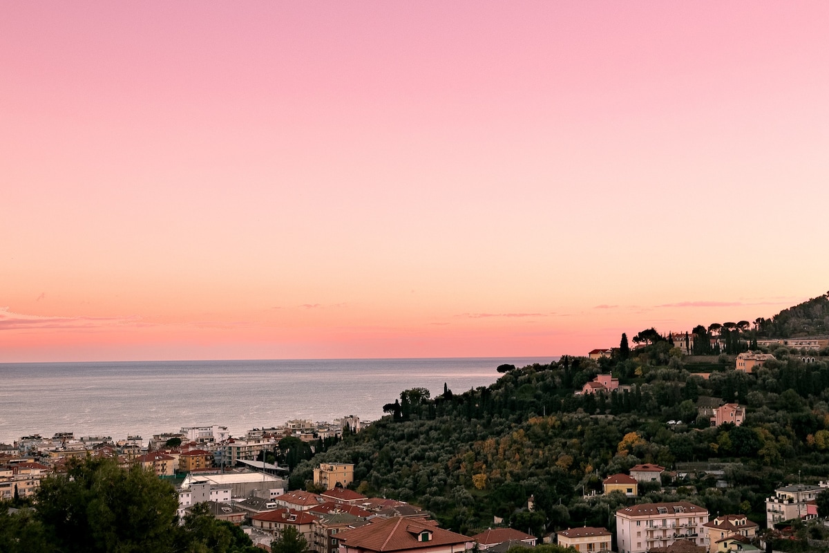 [Alassio] Panorama Suite