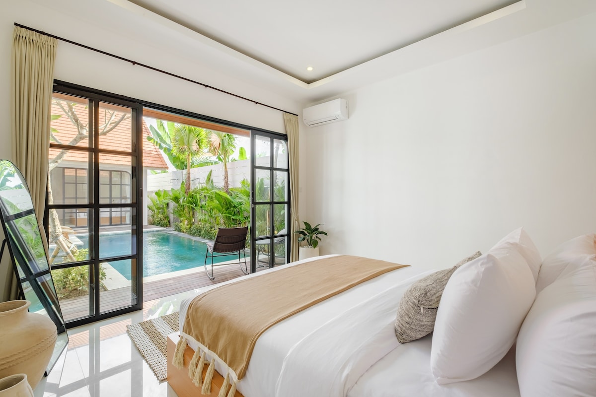 2 min- Atlas/finns New luxe Villa in Canggu