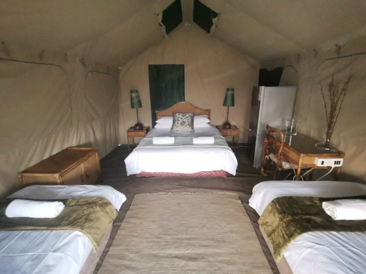 或Kraal帐篷旅馆
