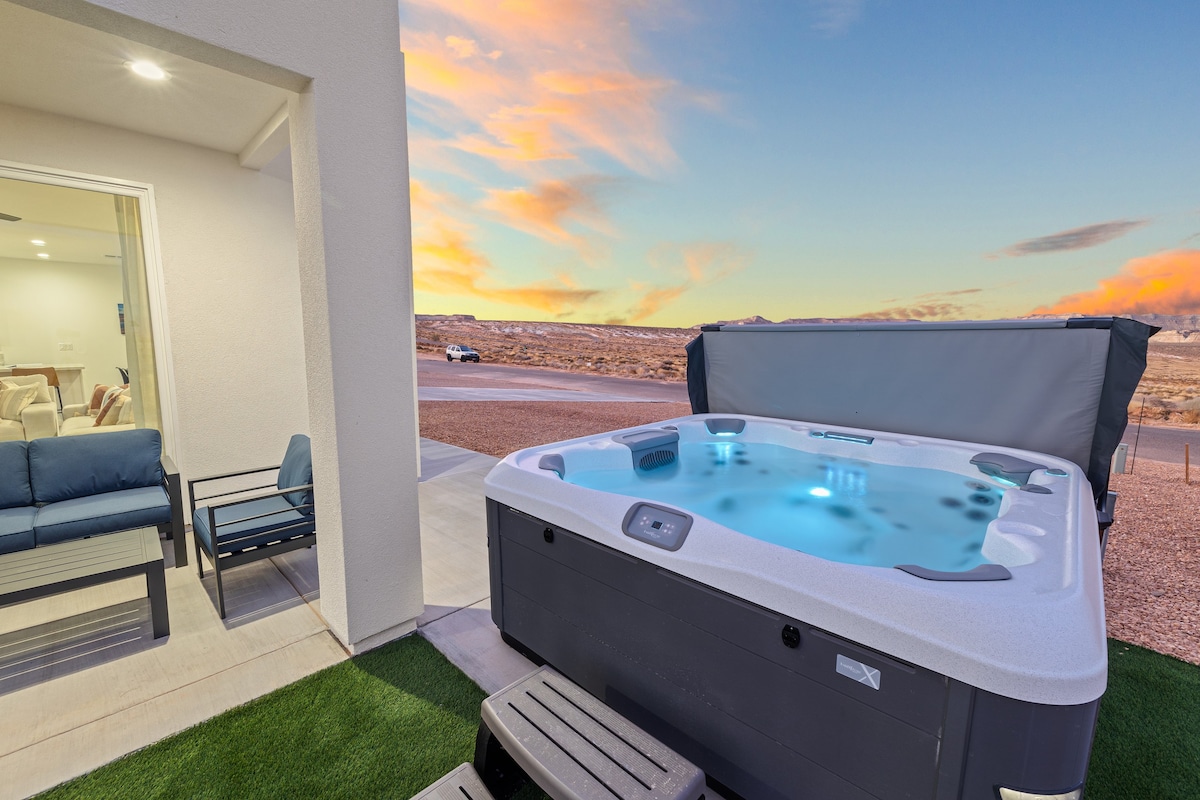 Oasis at Lake Powell | Hot Tub & Roof Top Deck