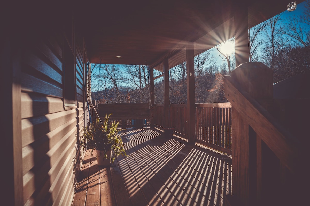 Cozy cabin, 6 mi HM trails, 12 mi Charleston