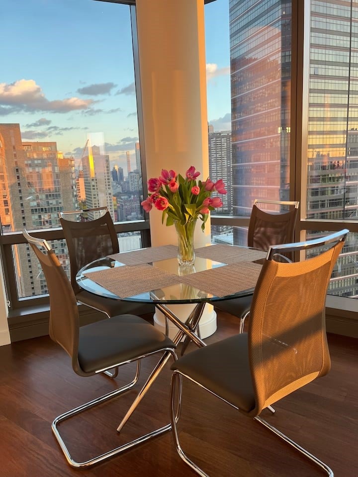 Stunning view - Columbus Circle area/Lincoln Sq