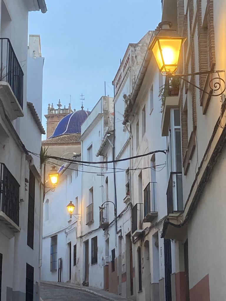 Blue Dome Vista: cute and characterful townhouse