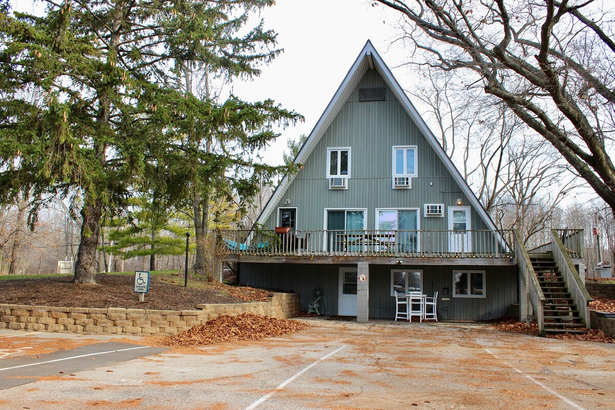 Chalet on the Lake Unit 104