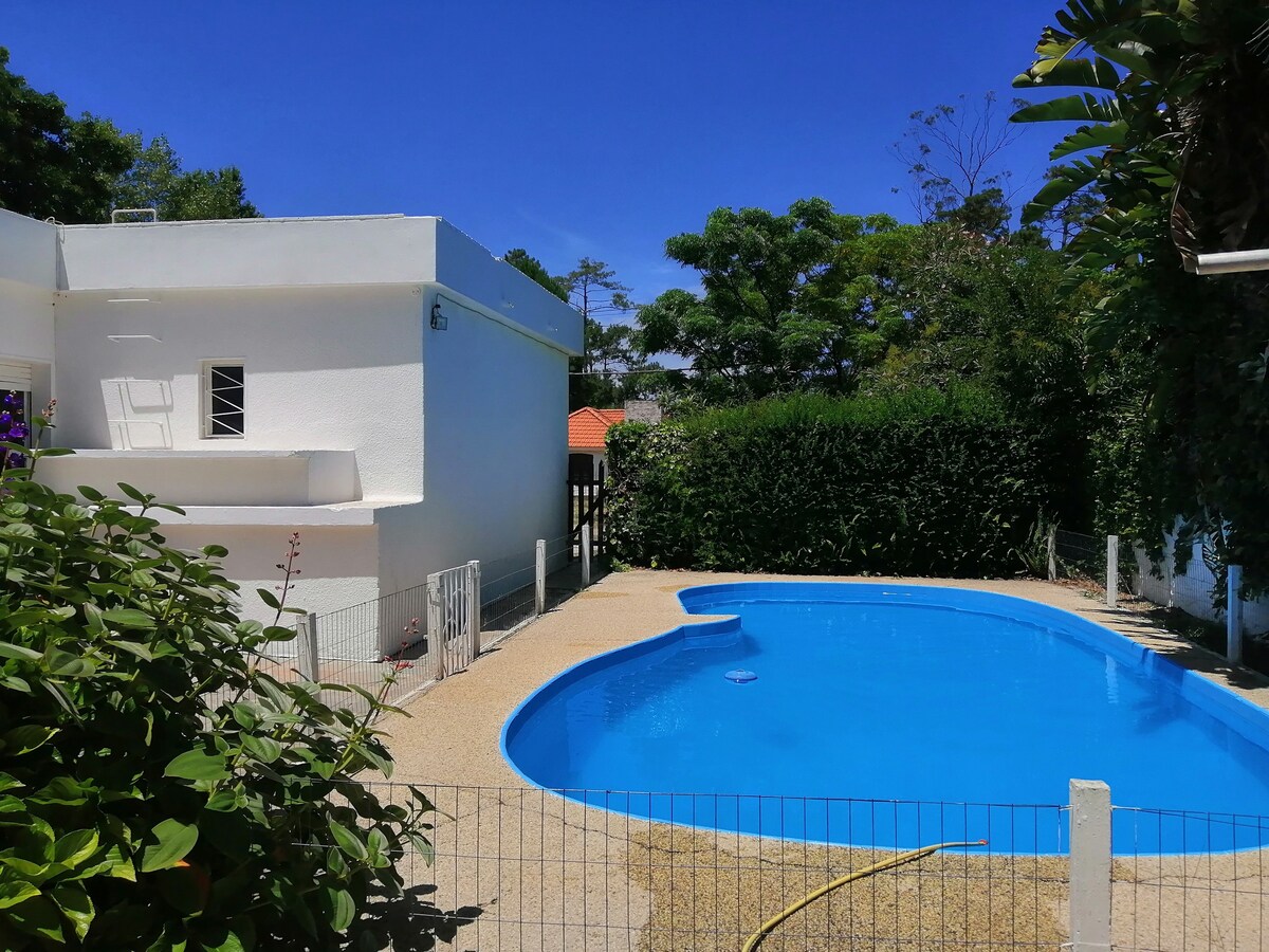 Casa con hermosa piscina!