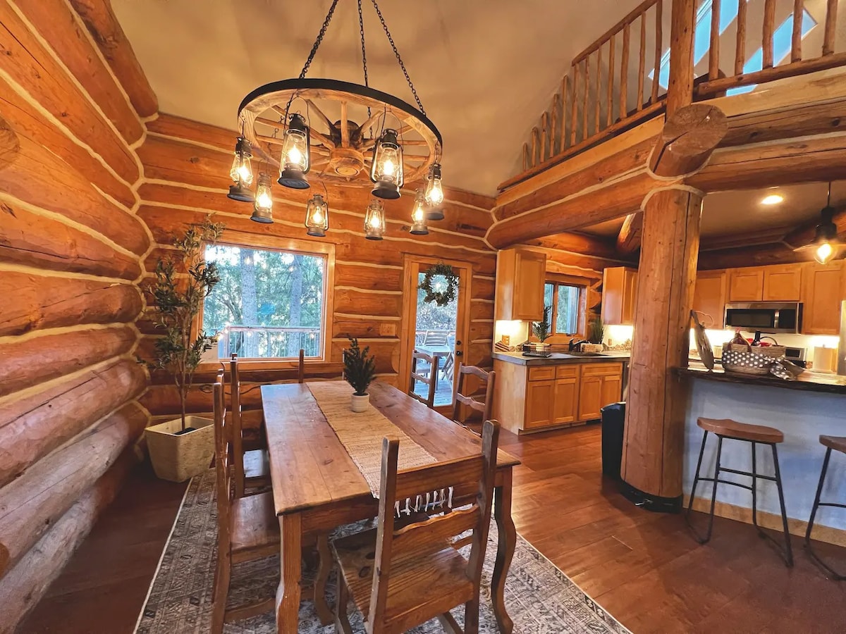 Lazy Bear Haven - Luxury Log Cabin Retreat
