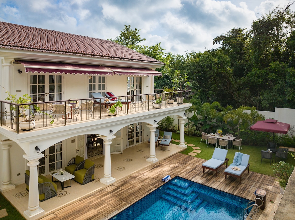 8 BR luxury stay in Assagao with private pool