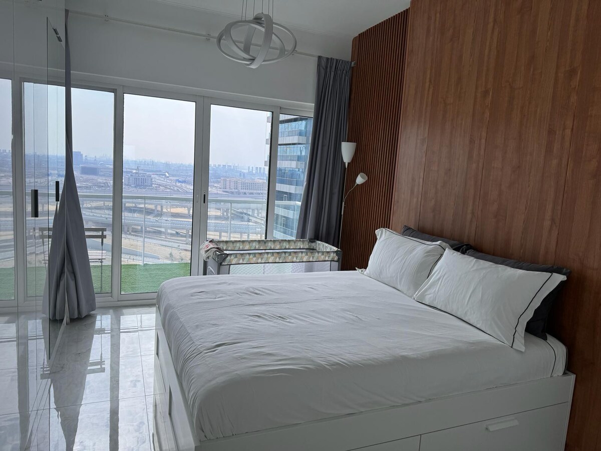 1 large cosy bedroom apartment in JLT.