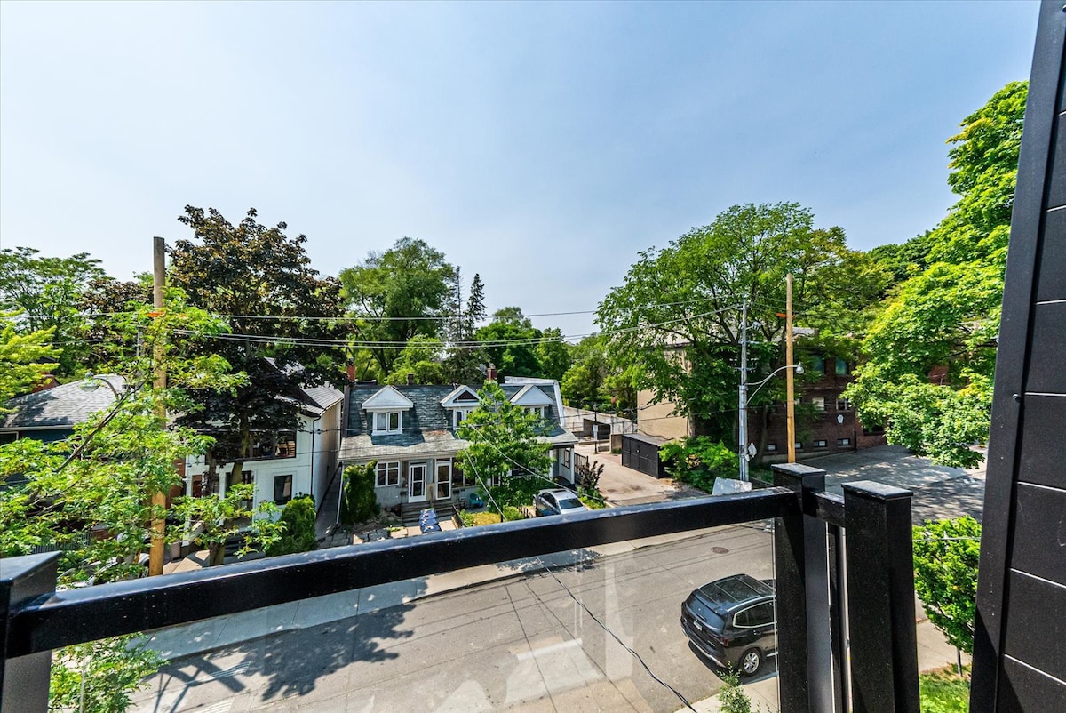 Casa Loma 2层+ 2卧室Loft UofT & Yorkville