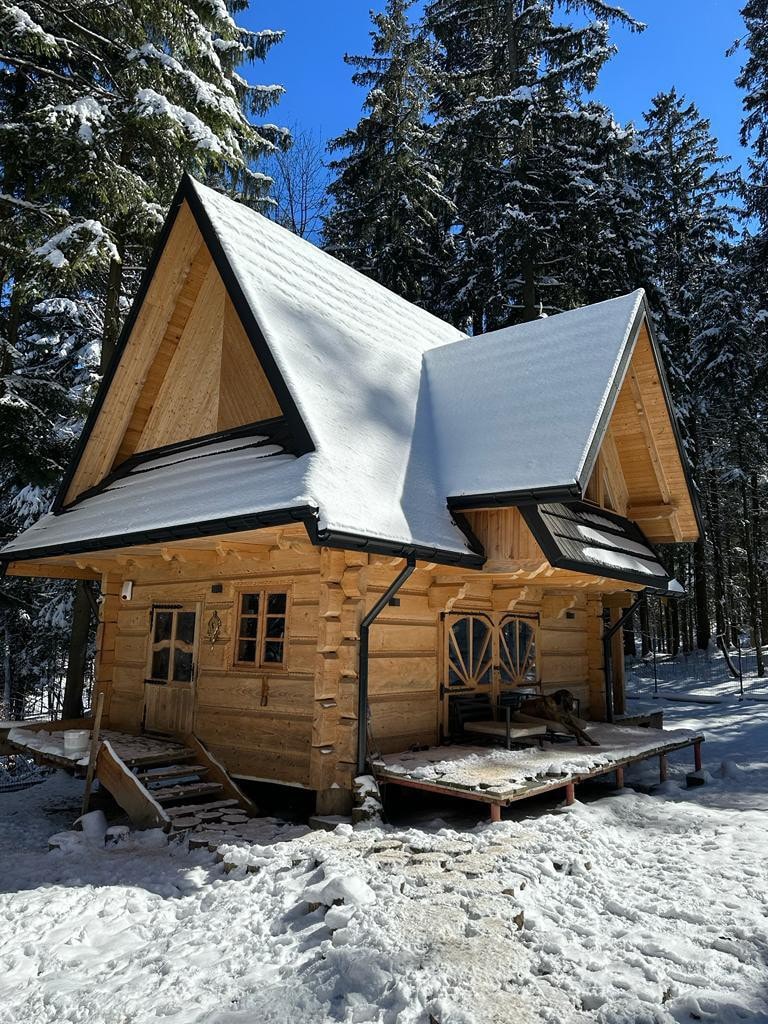 Dom z bala pod Nosalem gorące jacuzzi, las, ogród