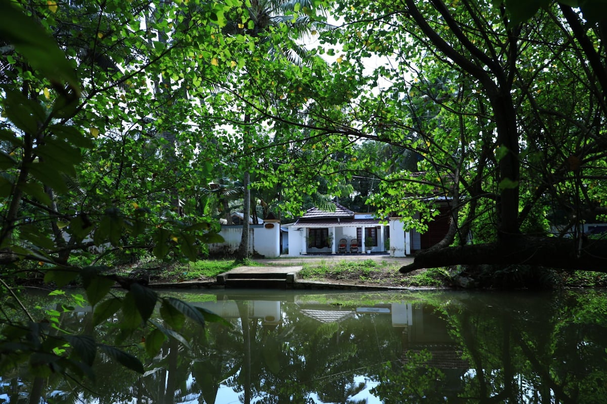 Ashtaman's Chayakadaveedu Villa