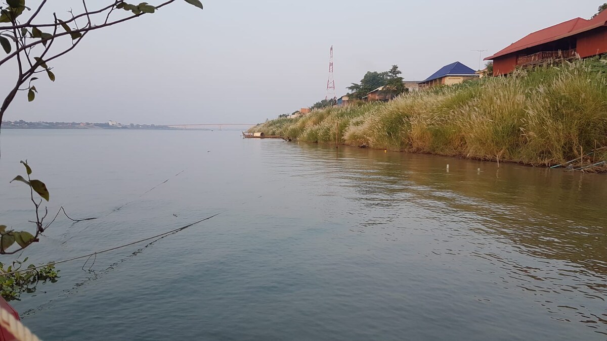 从别墅欣赏湄公河景观
