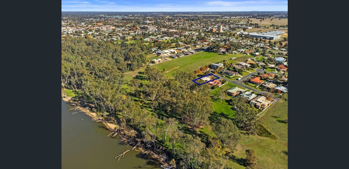 Tranquillity on the Murray