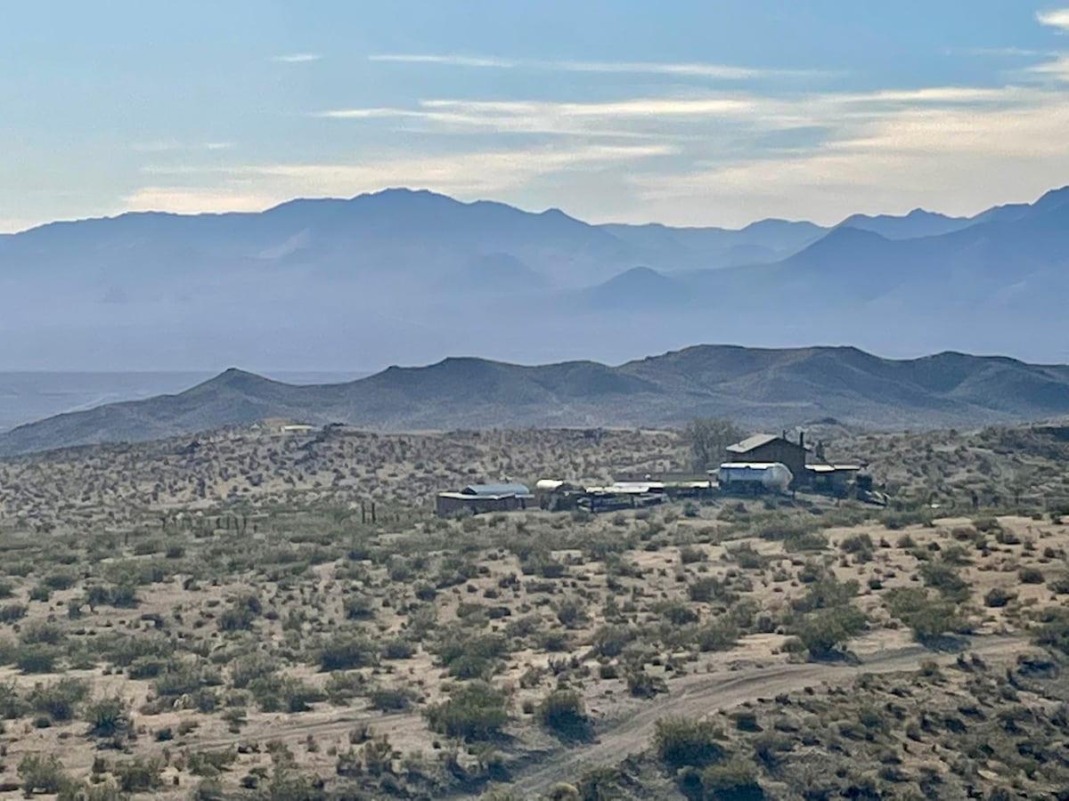 Historic, Luxurious Mojave Oasis