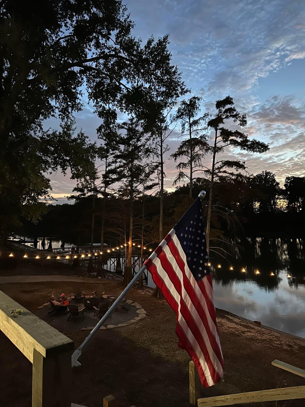 Cypress Cabin at Wolf Lake