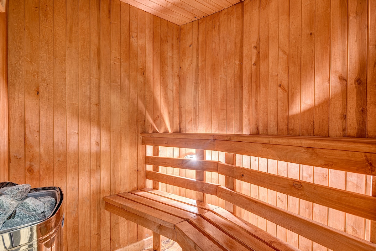 Sauna +parking Blue Private Family room