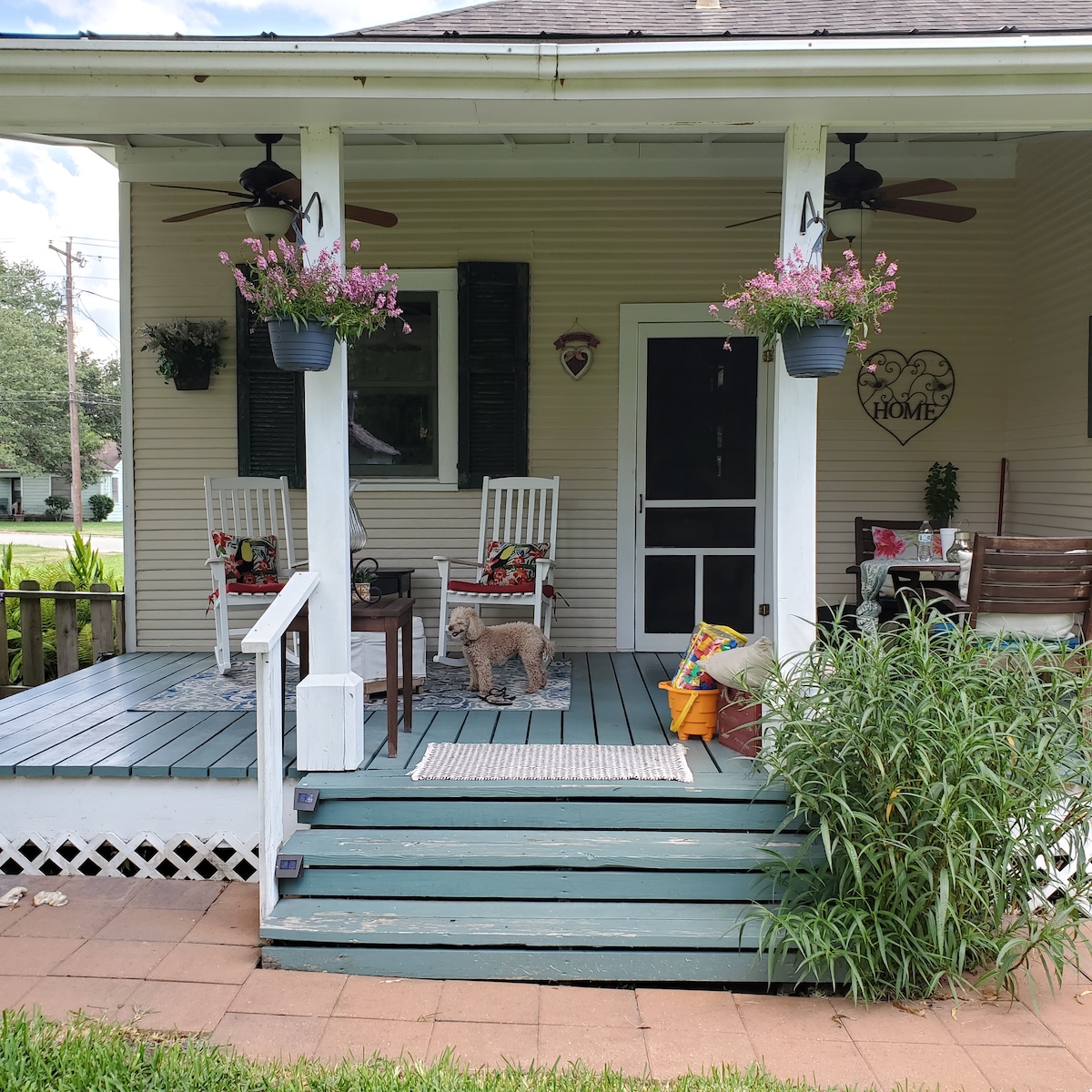 1925 Tranquil Cottage Retreat