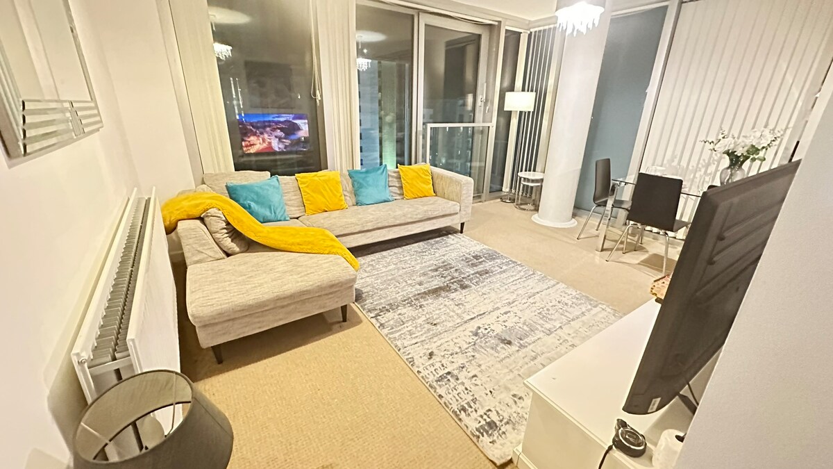 Pristine 2 Bed Apartment