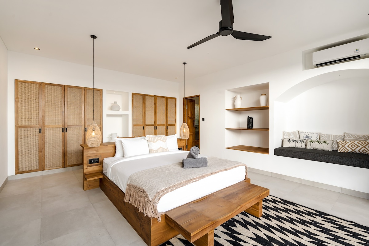 Modern Comfort 2+1BR Villa near Bingin Beach