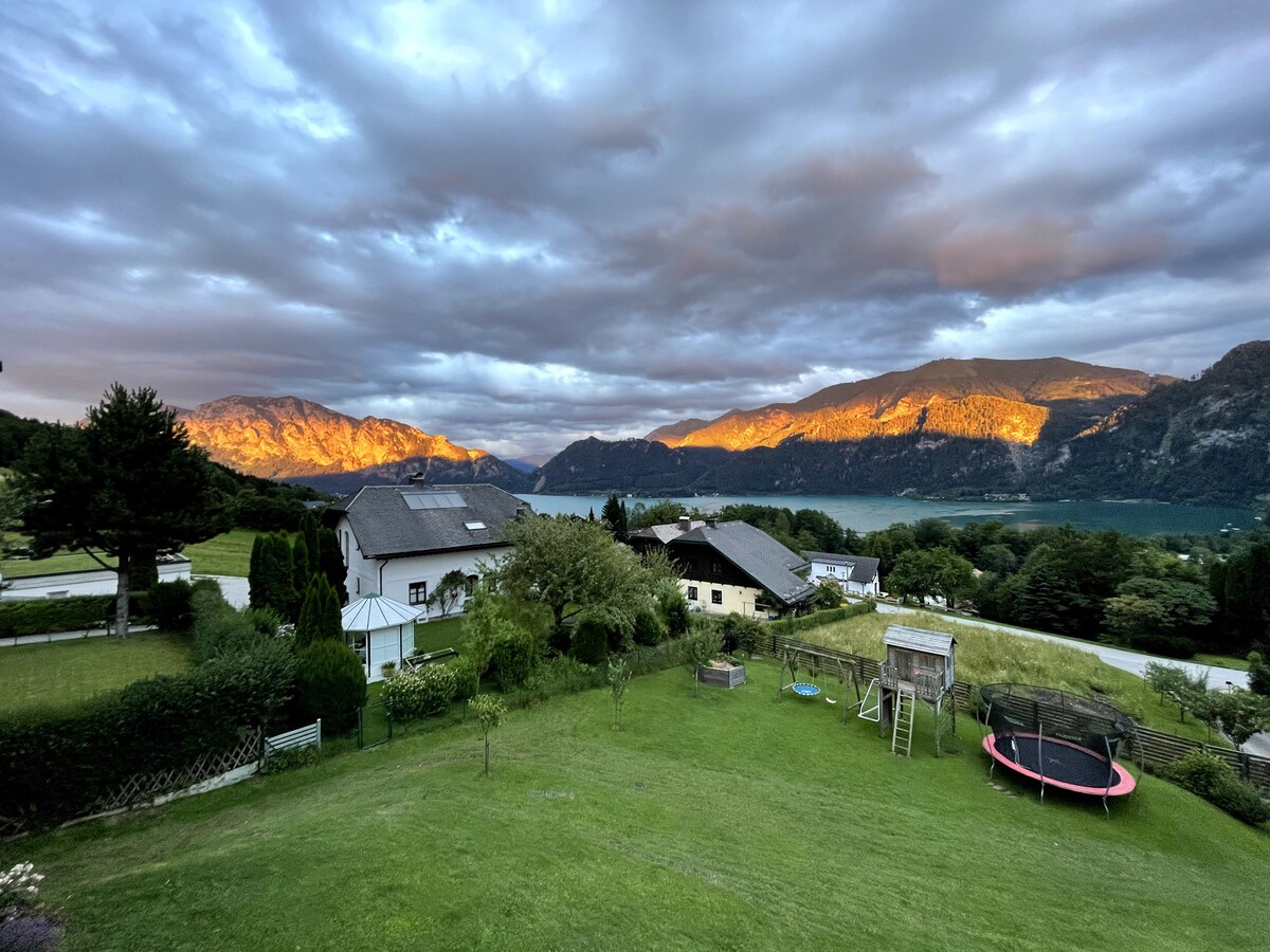 Modernes Traumhaus am Attersee!