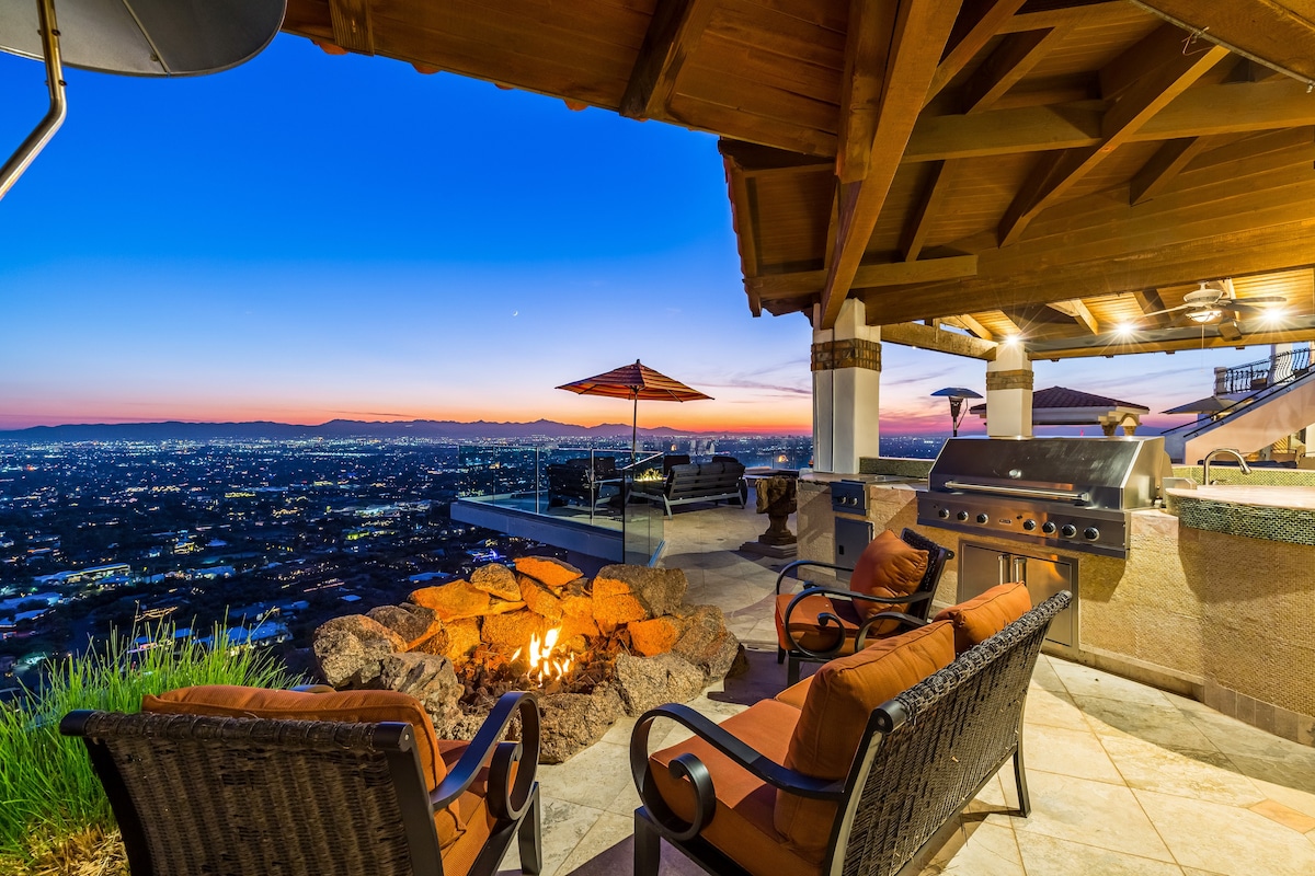 Mountaintop Mansion w/ lux infinity pool, & views