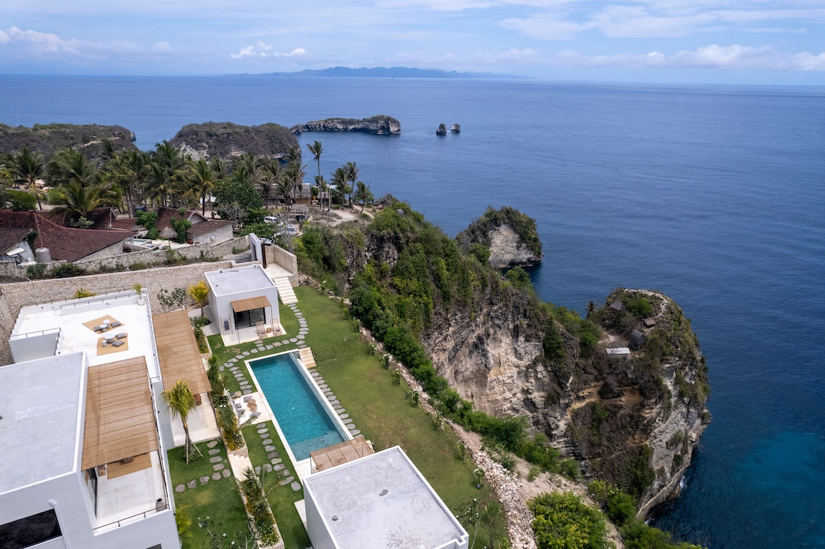 Cliffside Haven in Nusa Penida