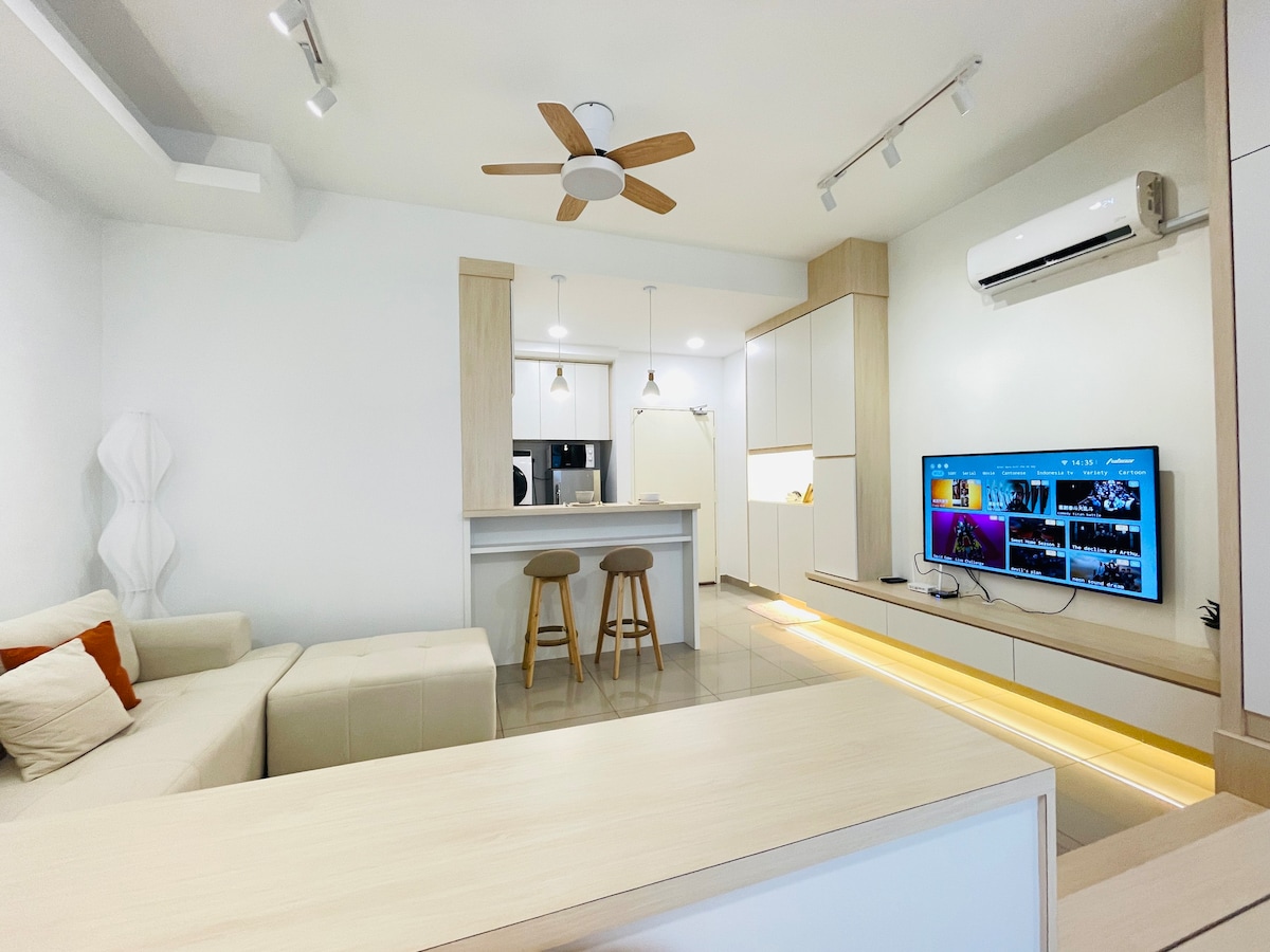 Creamy Studio with TV box | 5 mins Aeon Toppen