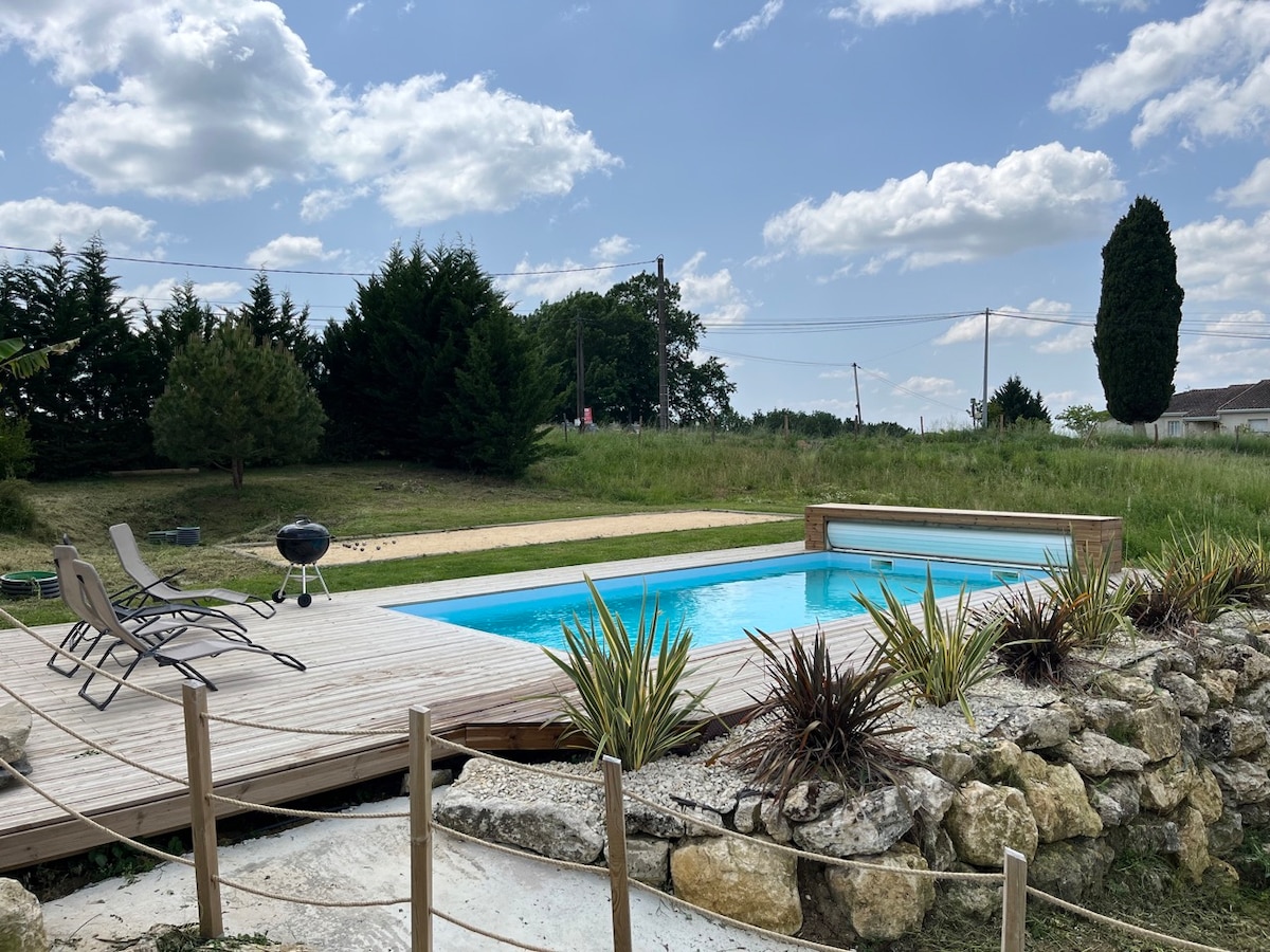 Villa au calme avec piscine