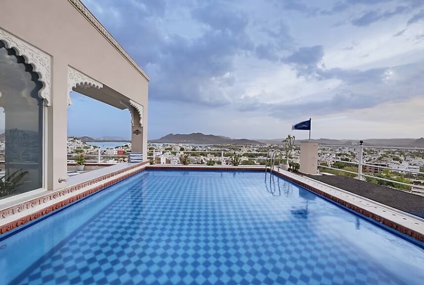 15BR Luxury Palace W Private Pool - Udaipur
