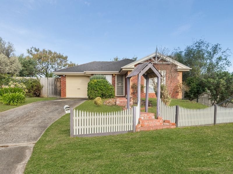 Clean, comfortable and quiet house