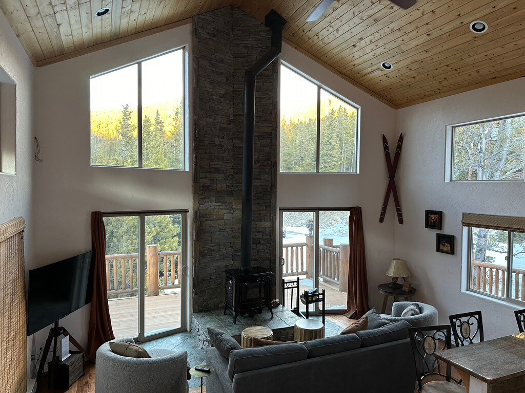 Cozy Chalet in the Mountains