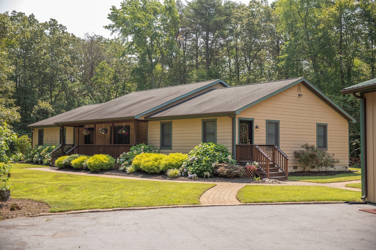 Home in the woods near the Beach