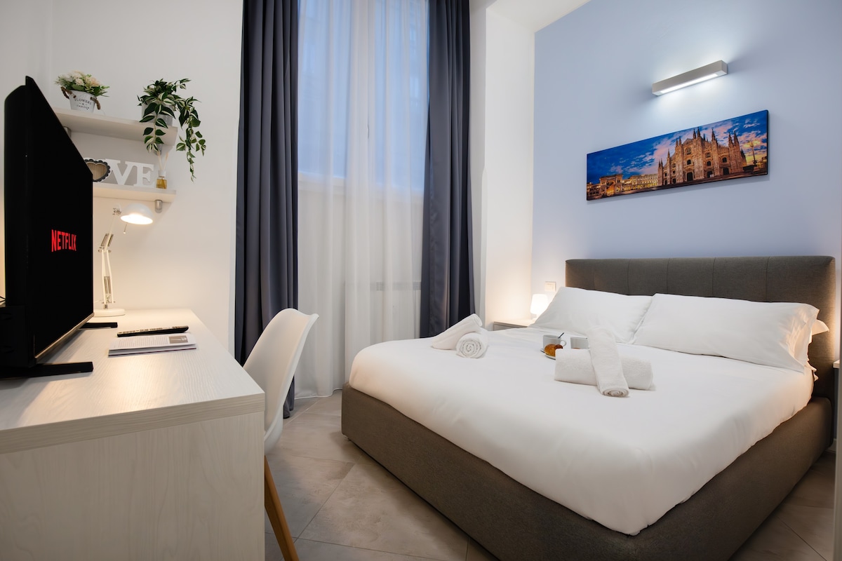 three-suite Milano with free Netflix and fast WIFI